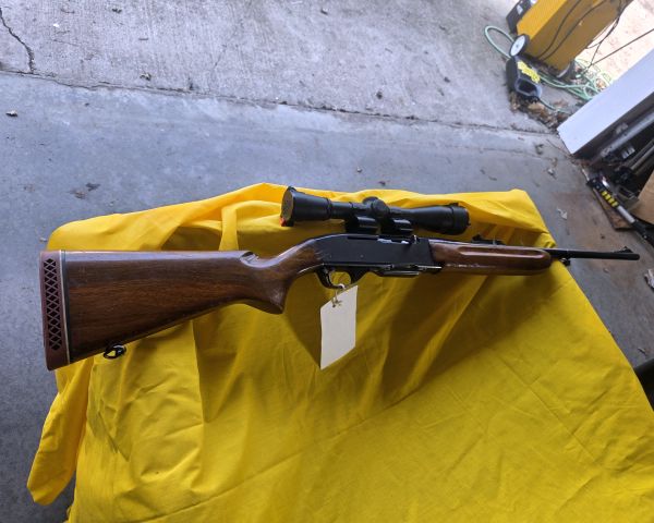 auction image